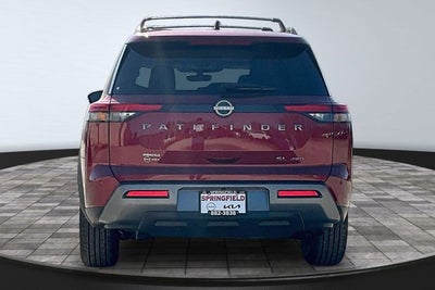 2026 Nissan Pathfinder SL