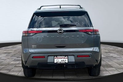 2026 Nissan Pathfinder Platinum