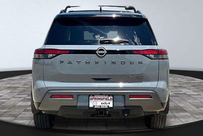 2026 Nissan Pathfinder Platinum