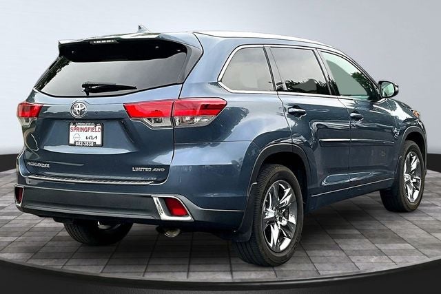 2019 Toyota Highlander Limited Platinum