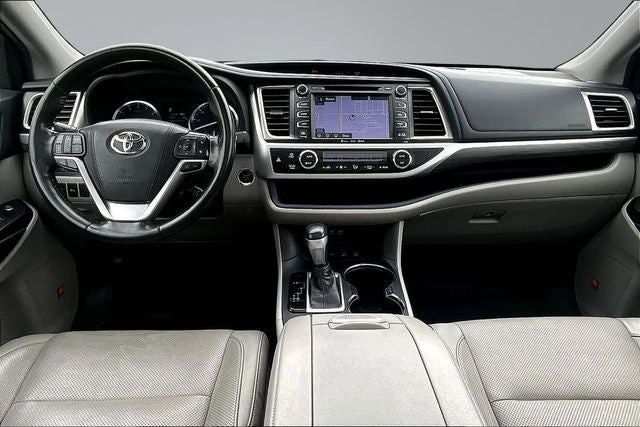 2019 Toyota Highlander Limited Platinum