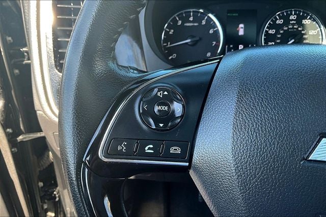 2018 Mitsubishi Outlander Base