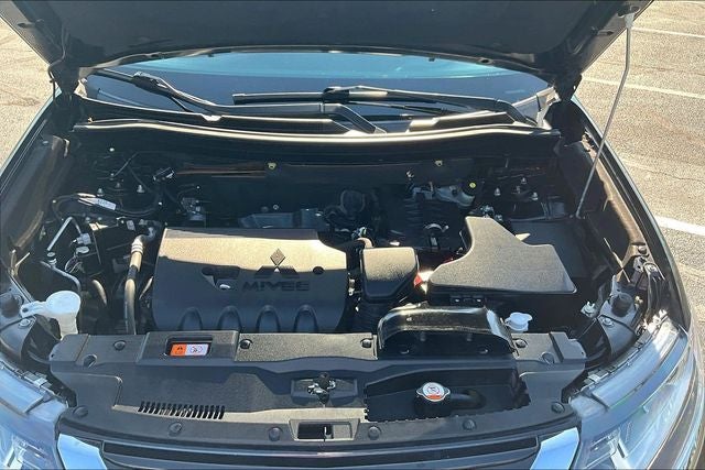 2018 Mitsubishi Outlander Base