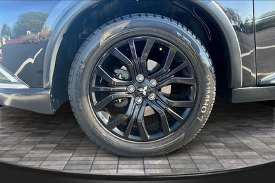 2018 Mitsubishi Outlander Base