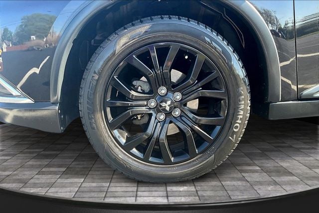 2018 Mitsubishi Outlander Base