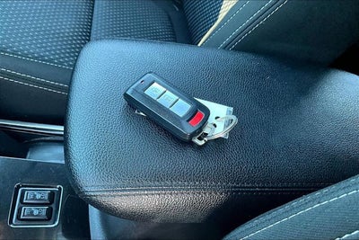 2018 Mitsubishi Outlander Base