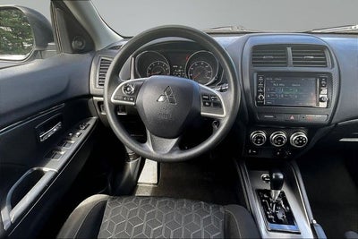2025 Mitsubishi Outlander Sport Base