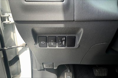 2014 Toyota Prius v Five