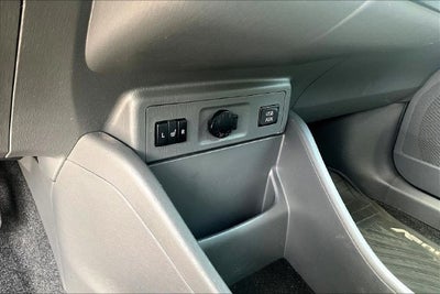 2014 Toyota Prius v Five