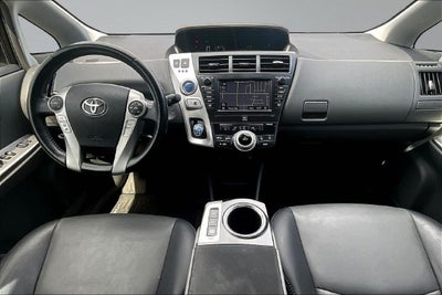2014 Toyota Prius v Five