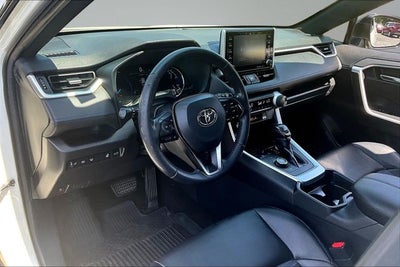 2019 Toyota RAV4 Hybrid XSE