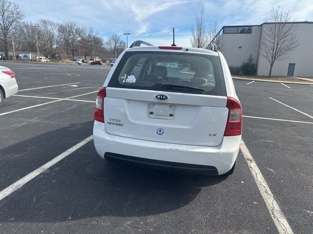 2009 Kia Rondo LX Base