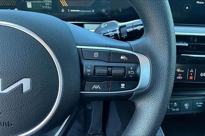 2025 Kia K5 LXS