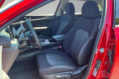 2025 Kia K5 LXS