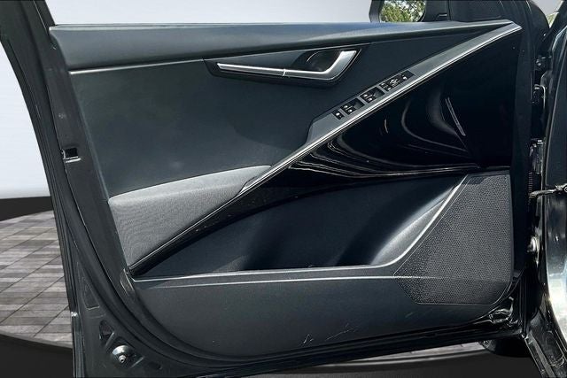 2023 Kia Niro EX