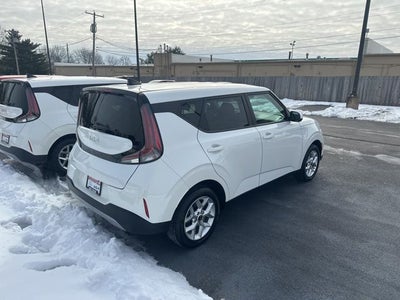 2024 Kia Soul LX