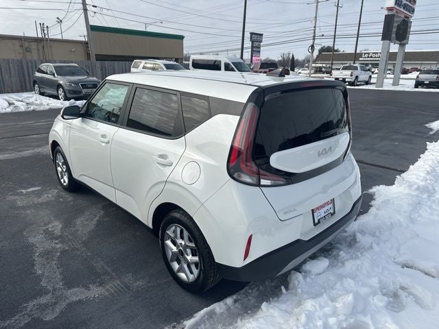 2024 Kia Soul LX