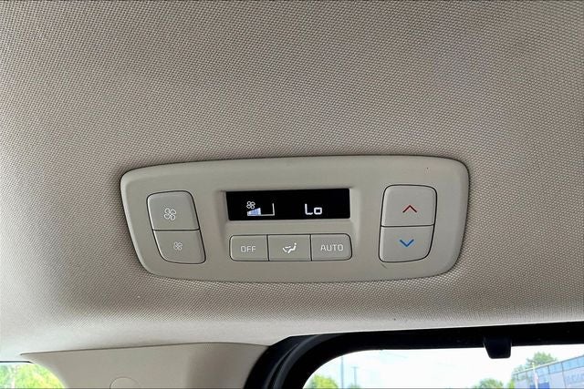 2022 Kia Carnival EX