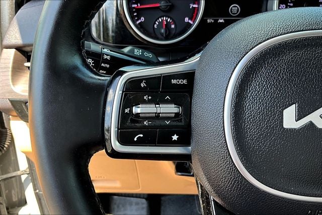 2022 Kia Carnival EX