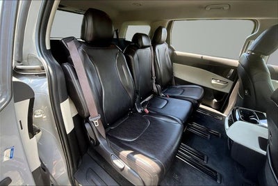 2022 Kia Carnival EX