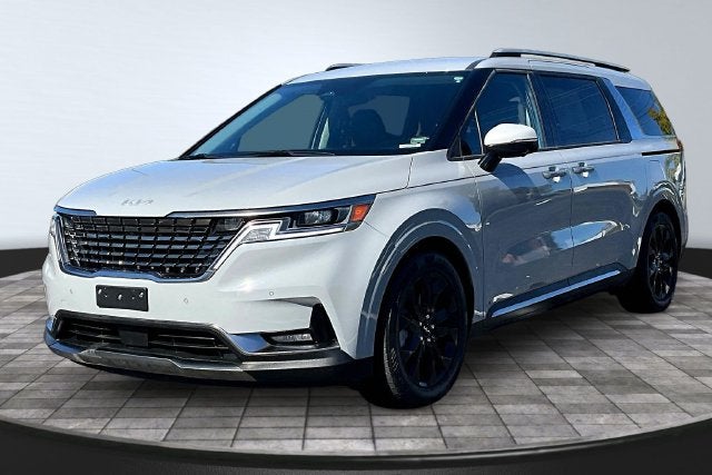 2023 Kia Carnival SX