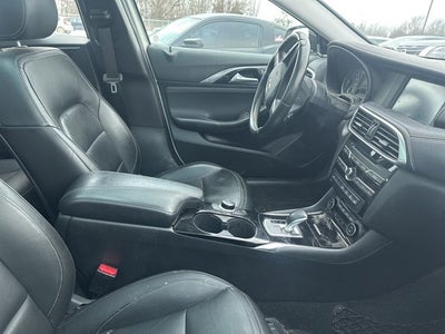 2018 INFINITI QX30 ESSENTIAL